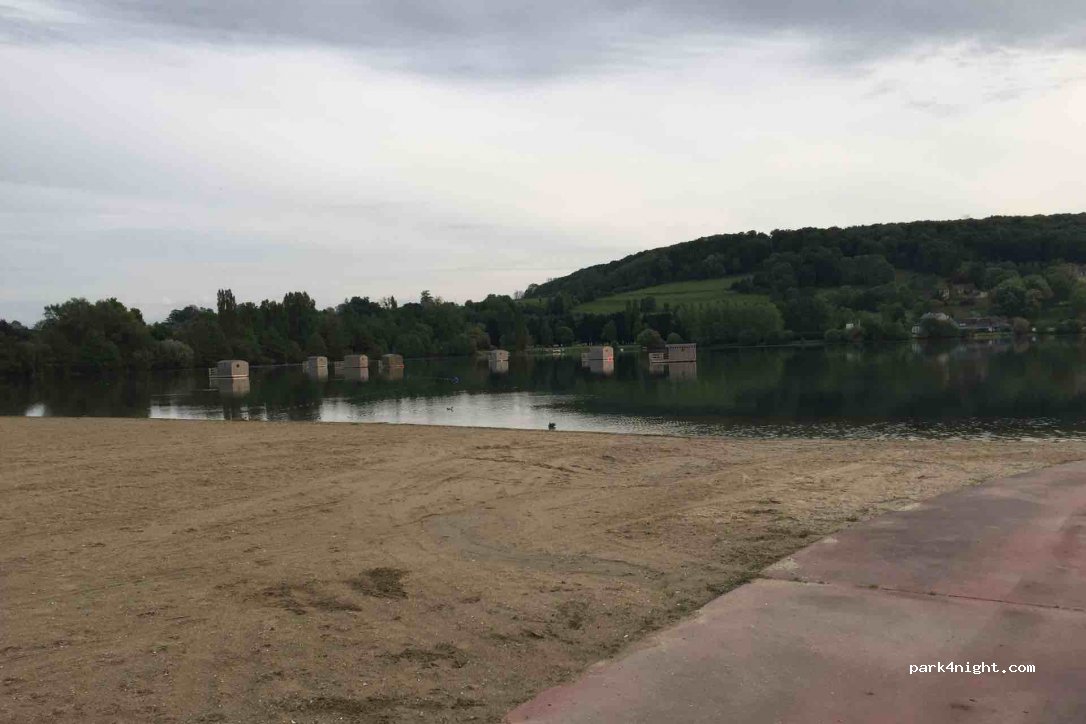 Camping du lac Terre d'Auge à Pont-l'Evêque — foto