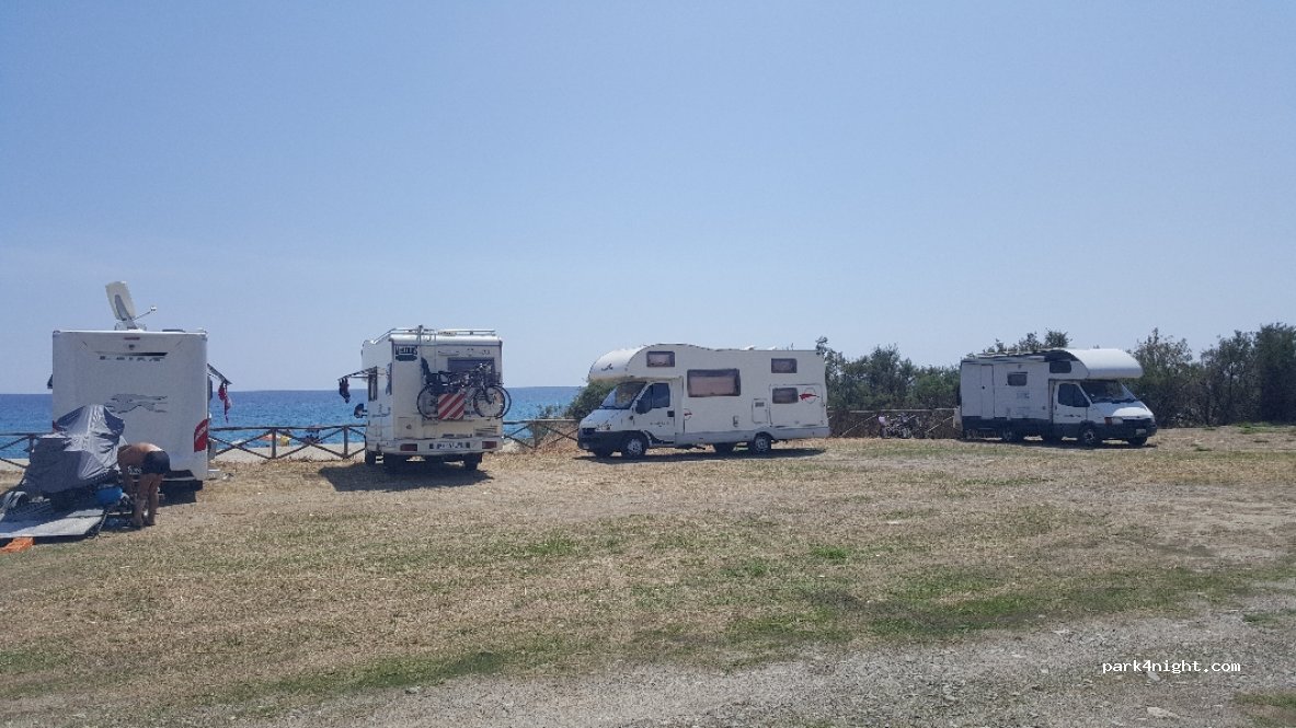 (89040) Riace Marina - 11 E90 — foto