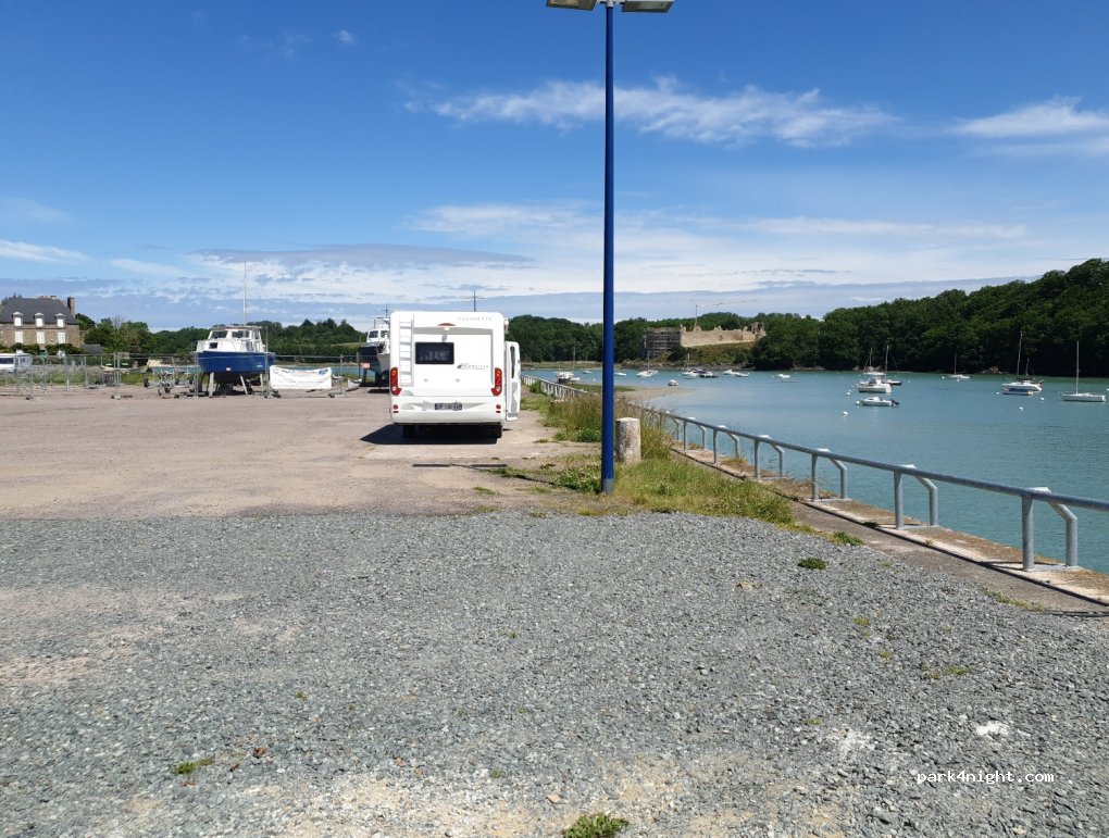(22380) Saint-Cast-le-Guildo - 4 Rue des Quais — foto 3