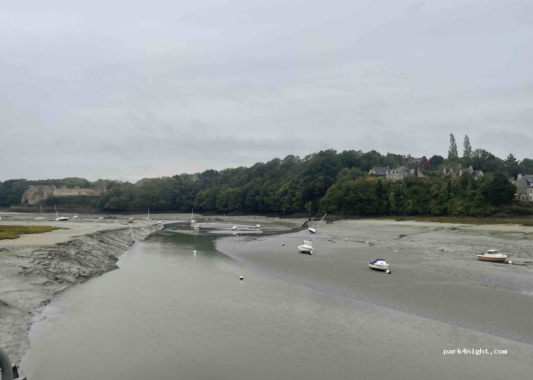 (22380) Saint-Cast-le-Guildo - 4 Rue des Quais — foto 5