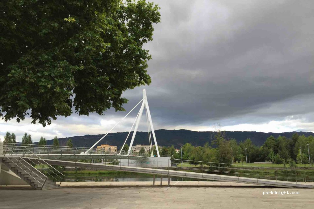(5400-541) Chaves - 15 Alameda Trajano — foto 2