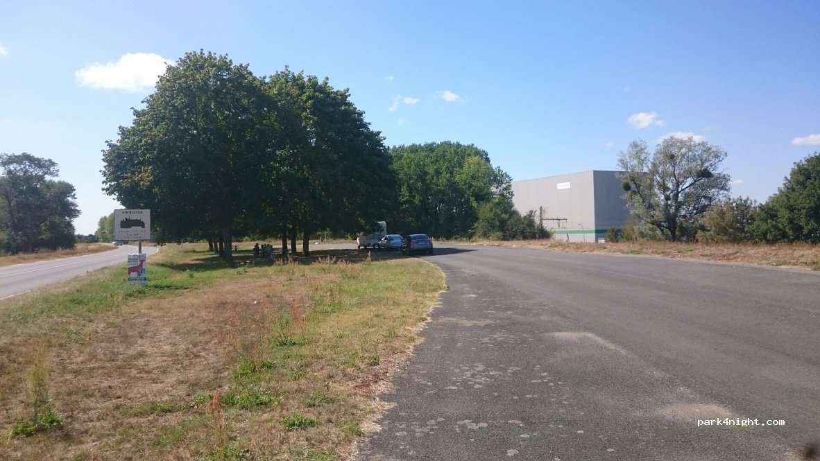 (37530) Pocé-sur-Cisse - D952 — foto