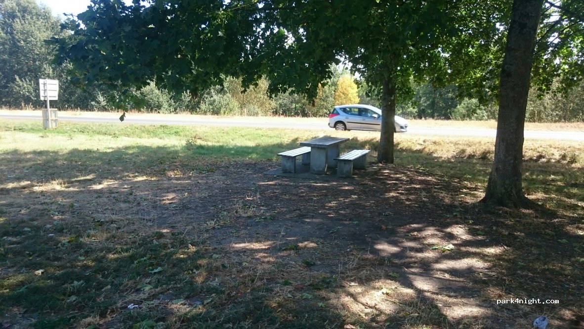 (37530) Pocé-sur-Cisse - D952 — foto 3