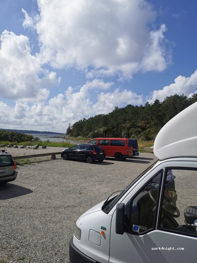 (452 96) Strömstad - 48 Tjärnövägen — foto 2