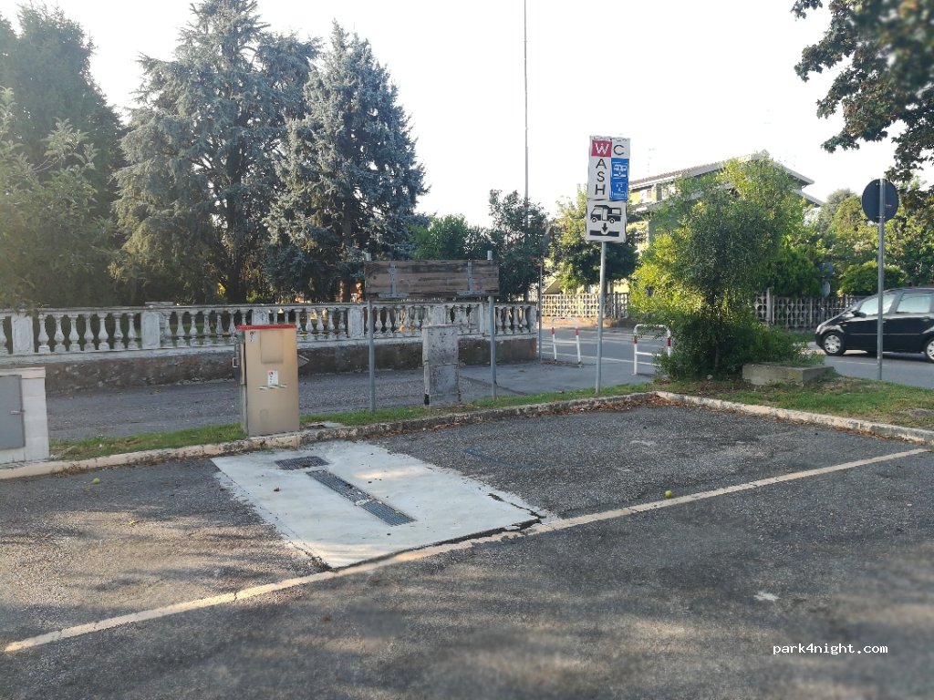 (26041) Casalmaggiore - 2 Strada Vicinale Baslenga di Mezzo — foto
