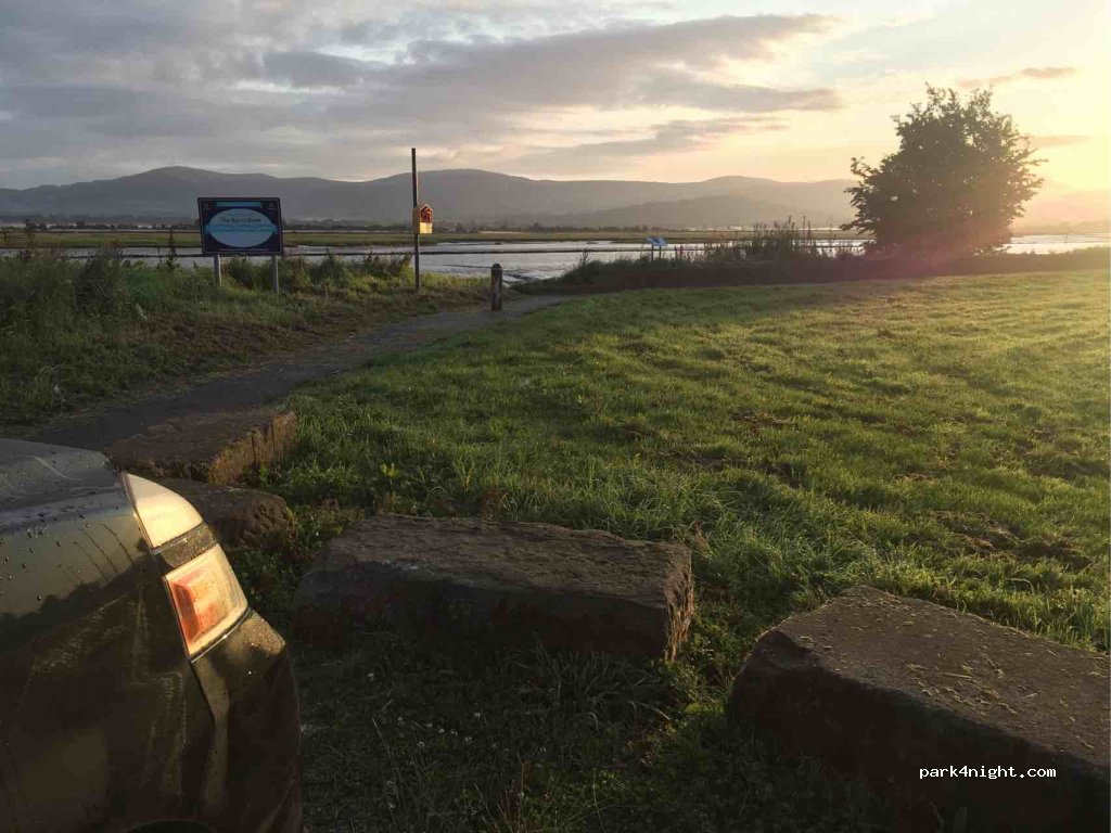 () Dundalk - 50 Point Road — foto