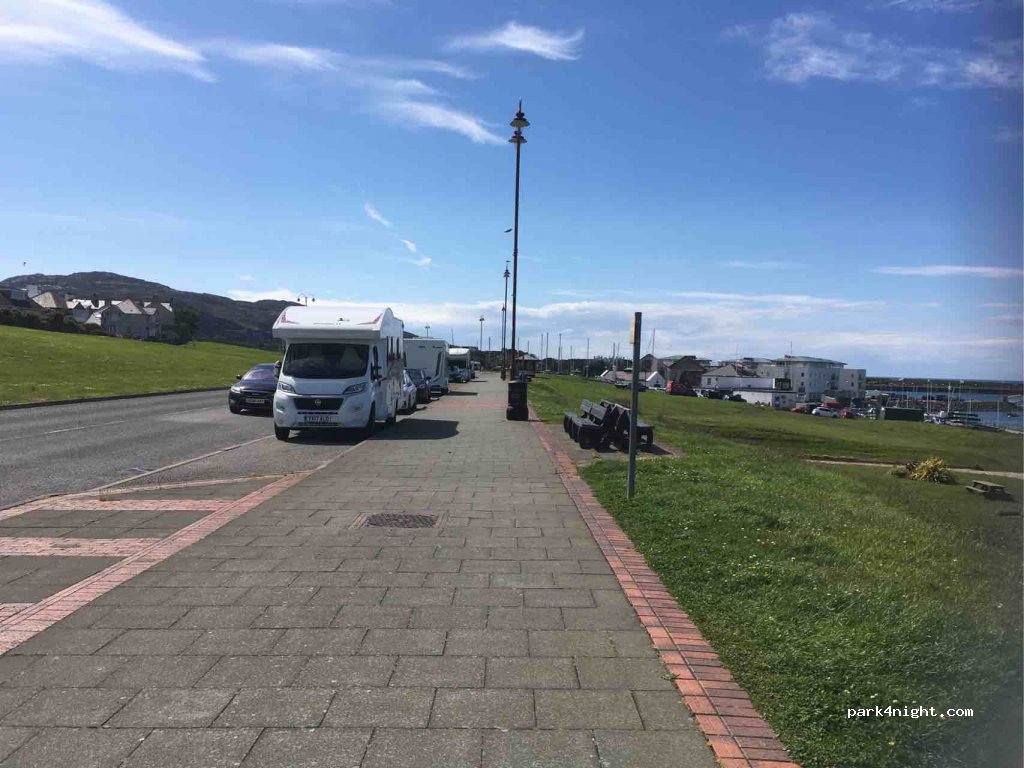 (LL65) Holyhead - Beach Road — foto 3