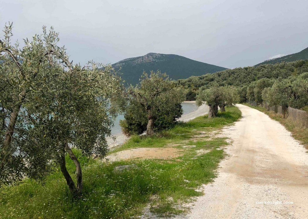 (370 08) Magnisia - Unnamed Road — foto 2