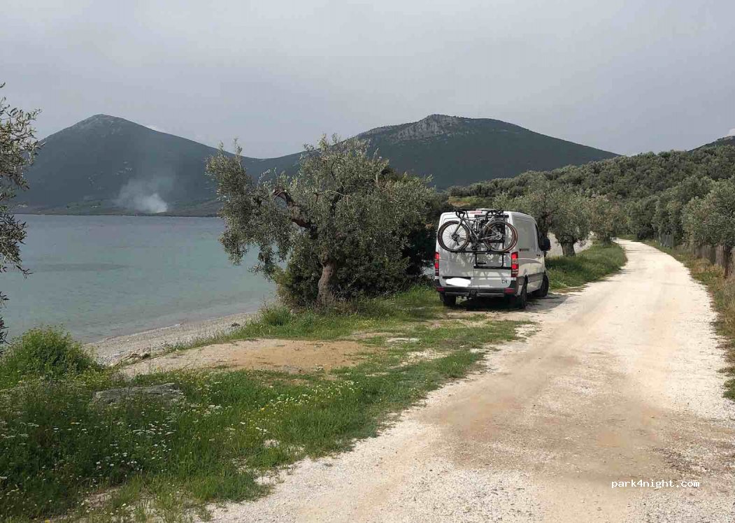 (370 08) Magnisia - Unnamed Road — foto 3