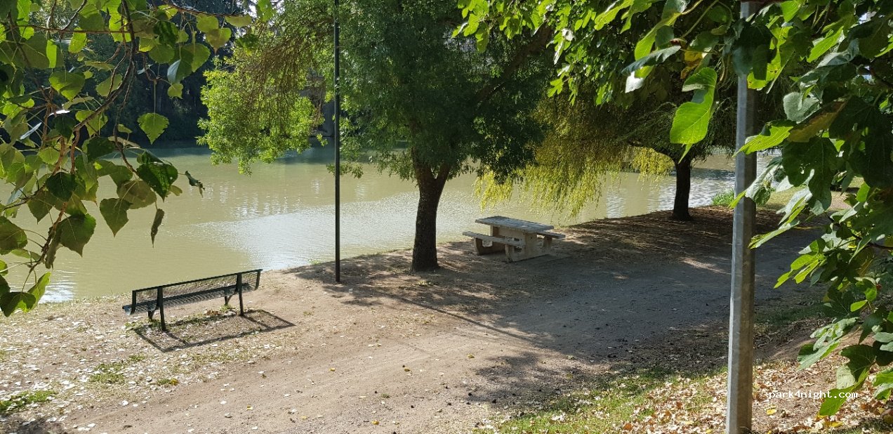 (11700) Puichéric - 20 Rue du Pont Suspendu — foto