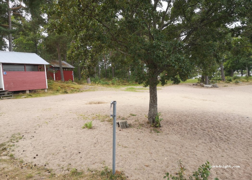 (736 92) Kungsör - 61 Skillingeuddsvägen — foto 4