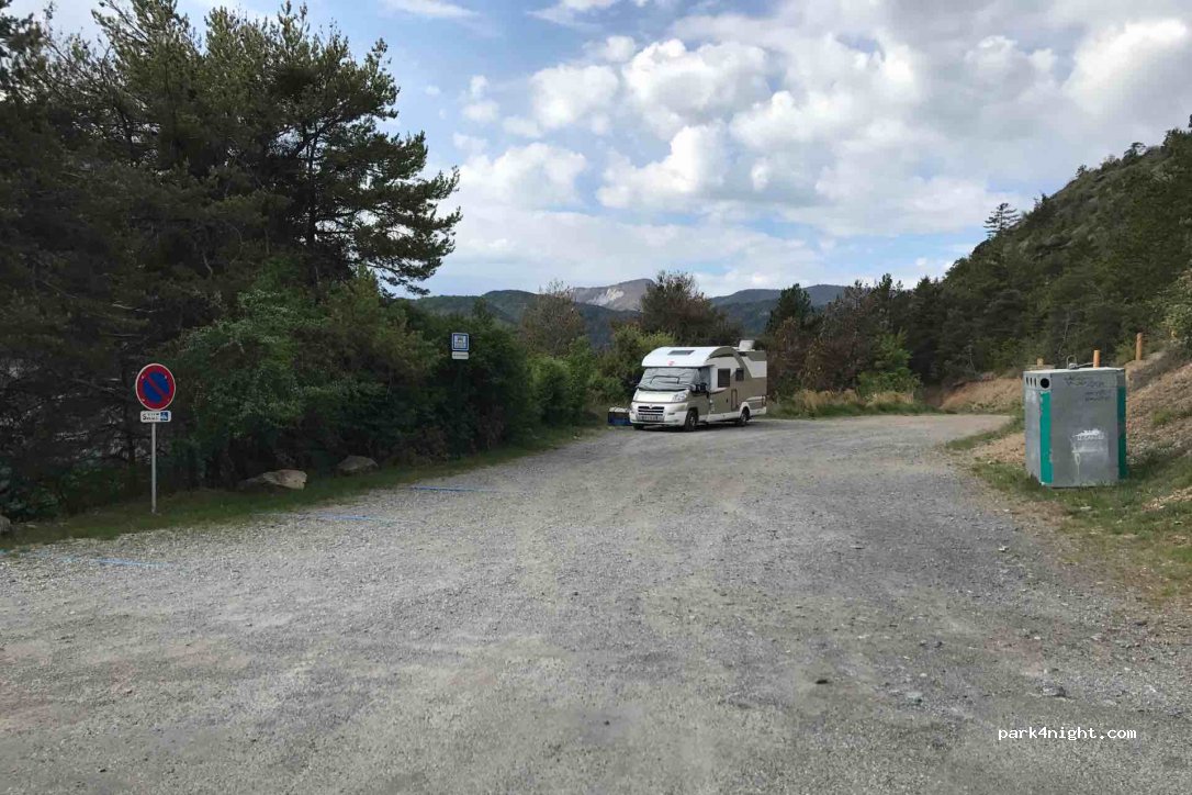 (05190) Rousset - Les Lionnets — foto