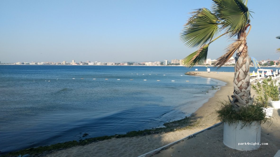 (8240) Burgas - Unnamed Road — foto