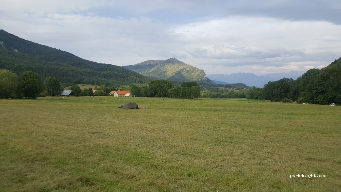 Camping ferme du Pas de l'Aiguille. — foto 2