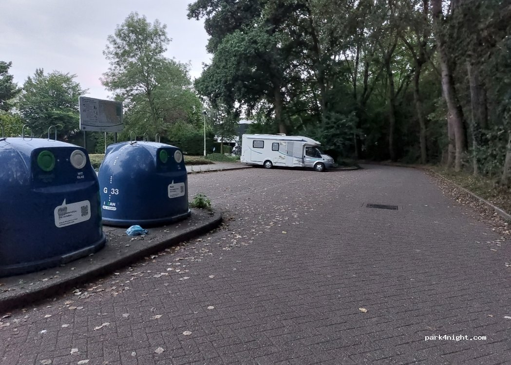 (2650) Edegem - 2 Rogier van der Weydenstraat — foto