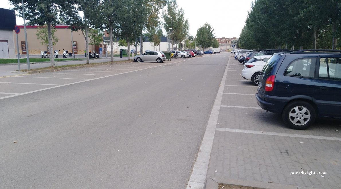(17006) Girona - Carrer del Poble Sahrauí — foto