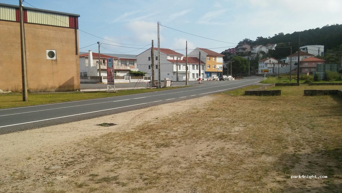 (15117) Laxe - 81 Rúa Cabo da Area — foto 3