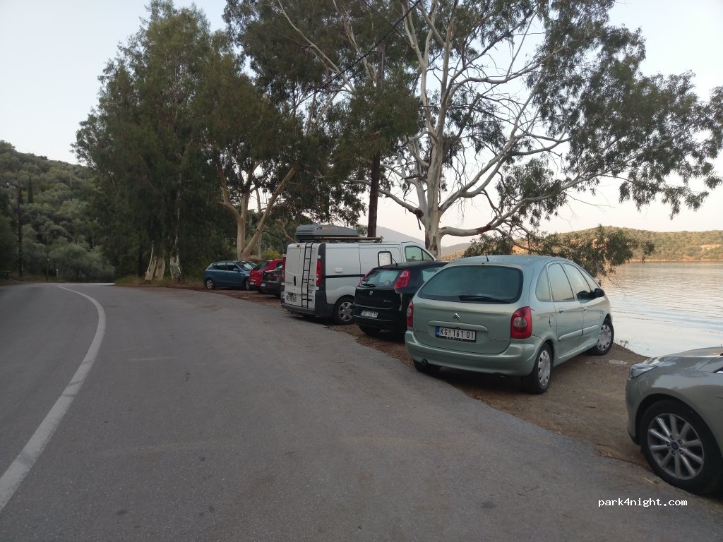 (370 13) Milina - Eparchiaki Odos Milina-Trikeri — foto 2