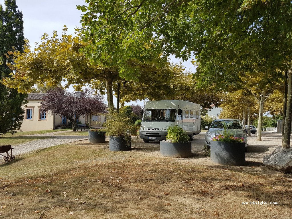 (82390) Durfort-Lacapelette - D2 — foto