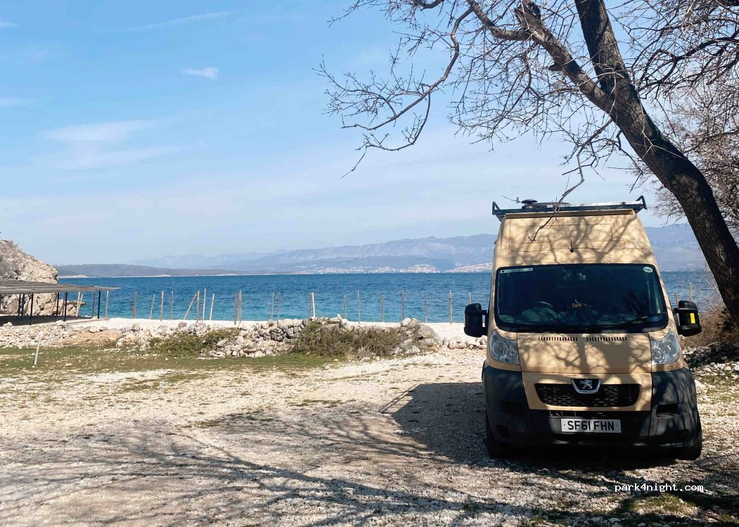 (51516) Vrbnik - Unnamed Road — foto 3