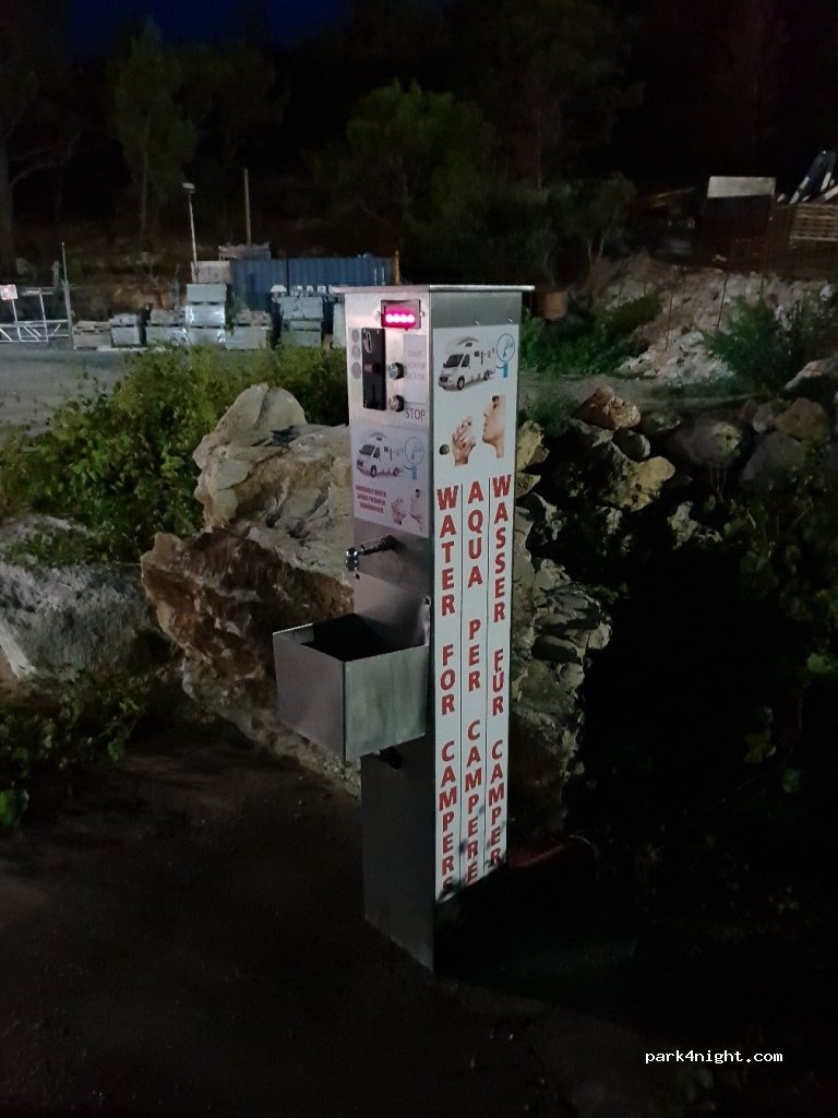 (21300) Makarska - D8 — foto