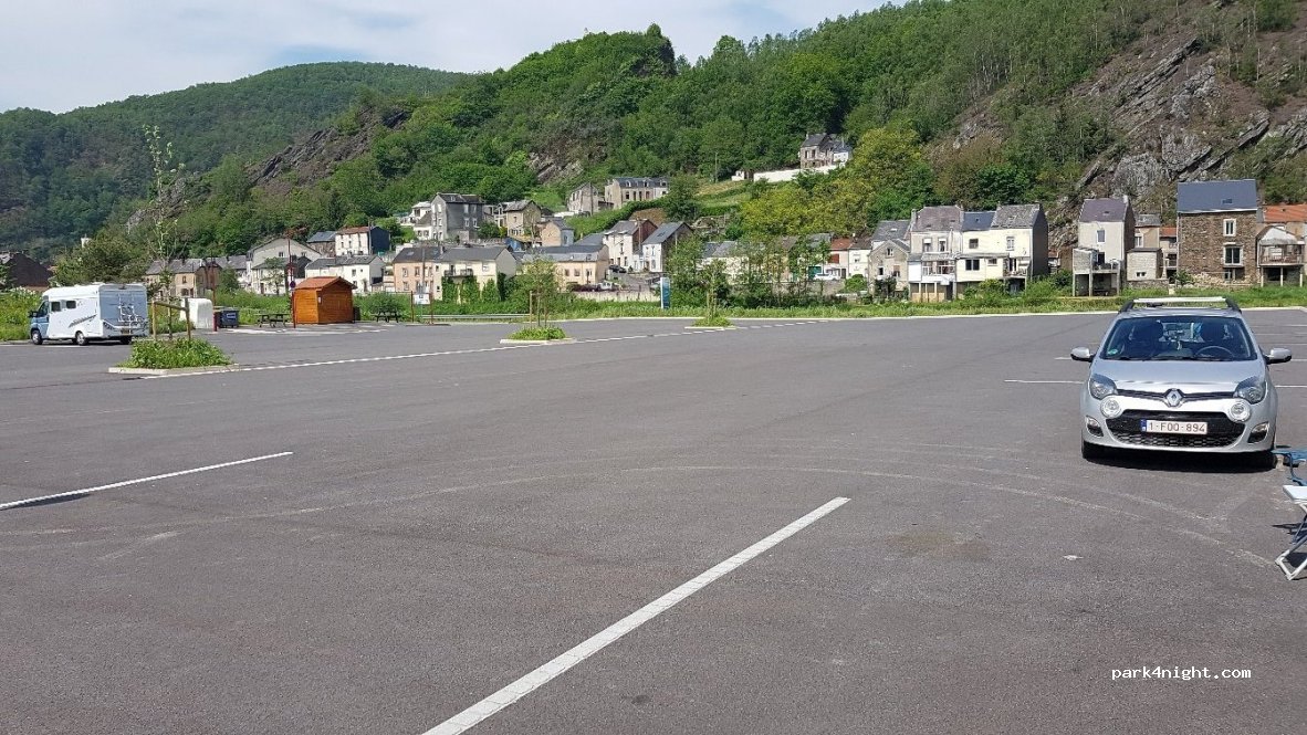 (08120) Bogny-sur-Meuse - 52 Rue de la Meuse — foto