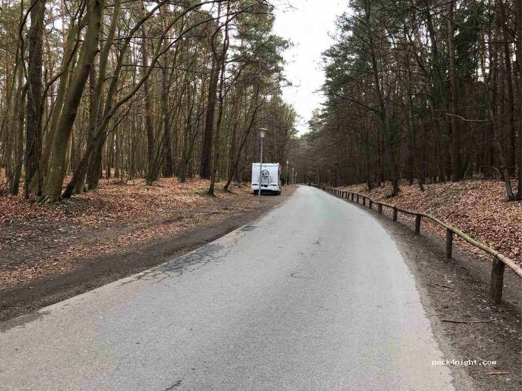 (17429) Heringsdorf - 7A Fischerweg — foto