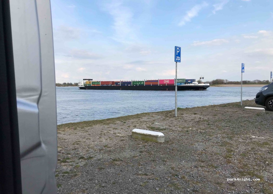 (4064 CB) Varik - 14A Waalbandijk — foto