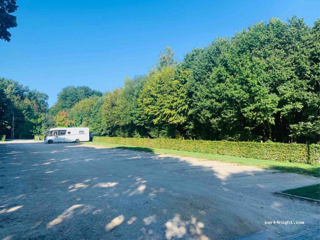 (1310) La Hulpe - 4 Drève de la Ramée — foto 2