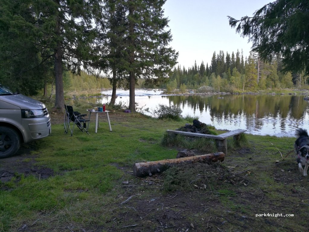 (912 99)  - Unnamed Road — foto