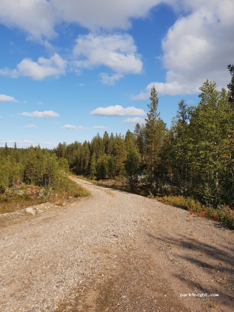 (982 99)  - Unnamed Road — foto