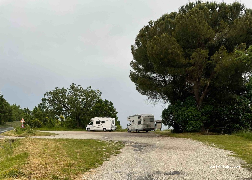 (06024) Gubbio - 22 Strada Regionale 298 Eugubina — foto 4