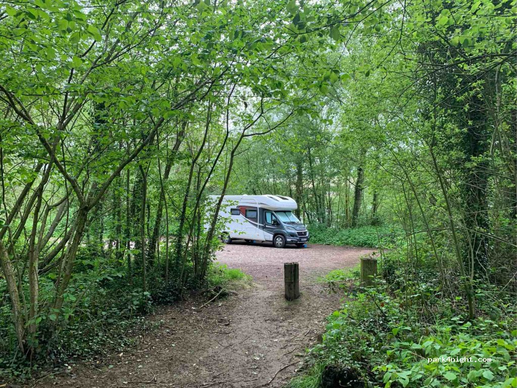 (TN5 7HS) Ticehurst - Huntley Mill Road — foto