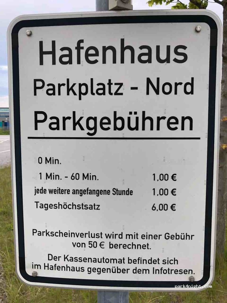 (23570) Lübeck - 1 Zum Hafenplatz — foto