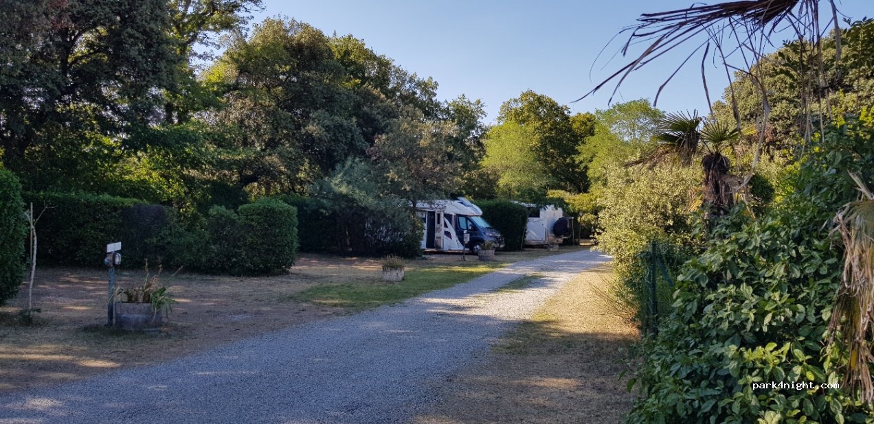 Flower Camping Le Martinet Rouge Carcassonne — foto 3